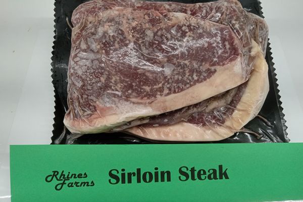 sirloin-steak24B455E4-DBB6-67A5-C7AA-94024DE7D19D.jpg